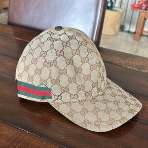 Gucci Canvas Monogram Cap with Web stripe M (58cm)